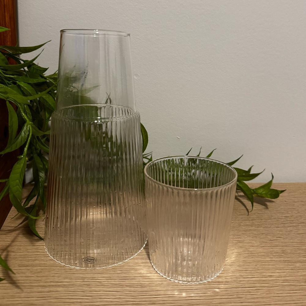 Clear Ribbed Glass Tumble Up - Picture 2 of 5